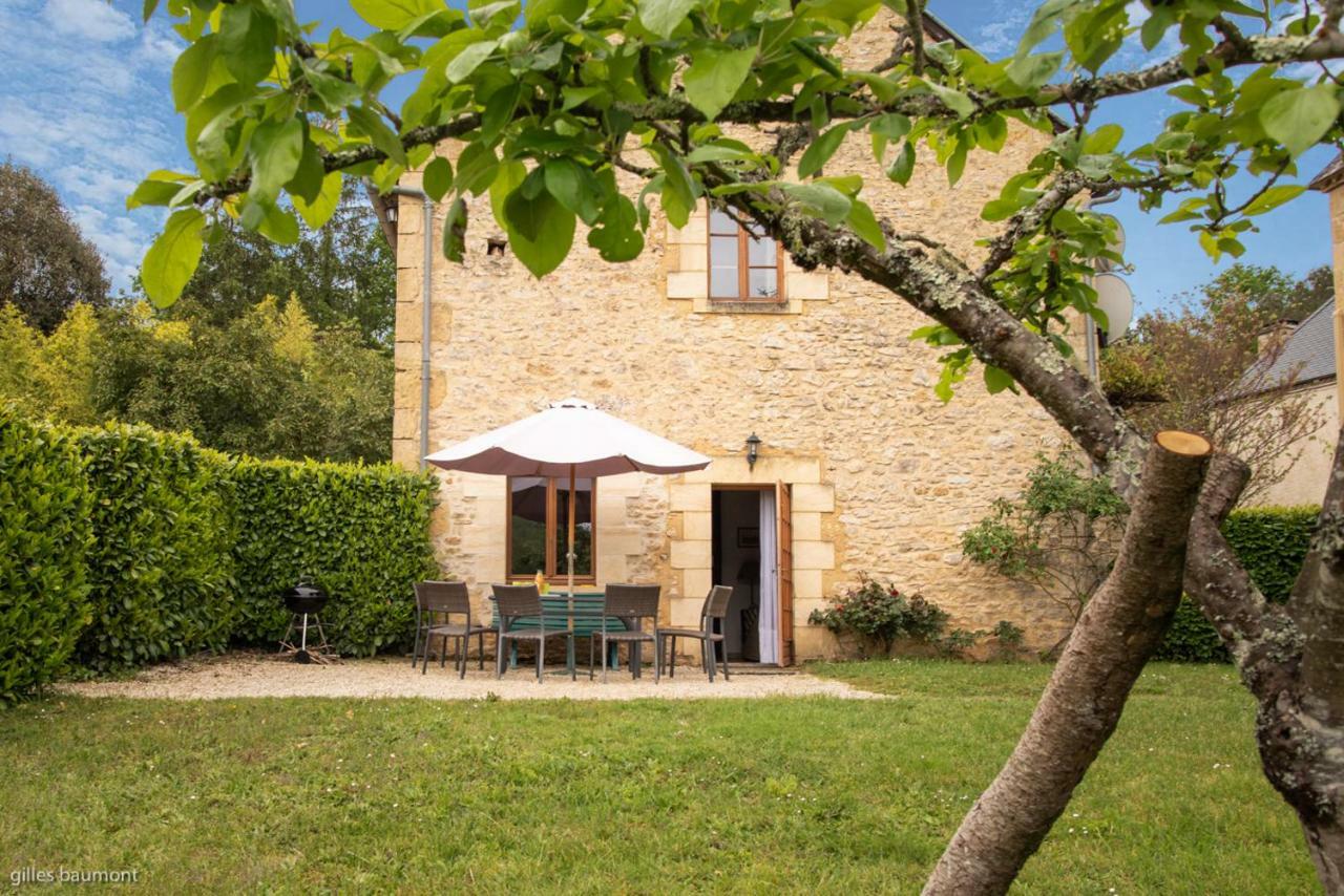 Le Petit Manoir De Vitrac Villa Vitrac  Exterior photo